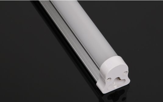 恒压led灯管T81.2�c?8w36v