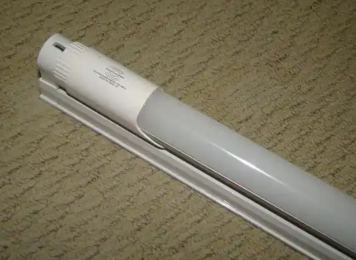 T8闆瘋揪led鐏甯︽敮鏋?png